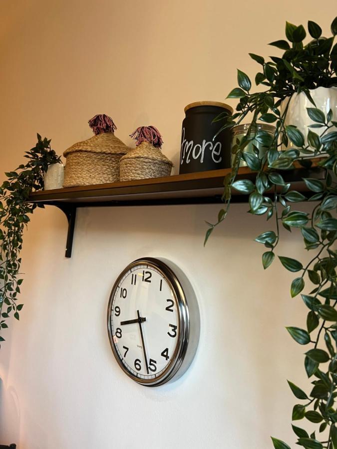 Stylish Apartment 3 Km Away From Duomo - Netflix, Wi-Fi, All Comforts Included Milano Dış mekan fotoğraf