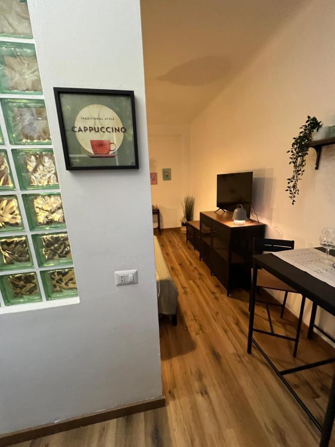 Stylish Apartment 3 Km Away From Duomo - Netflix, Wi-Fi, All Comforts Included Milano Dış mekan fotoğraf