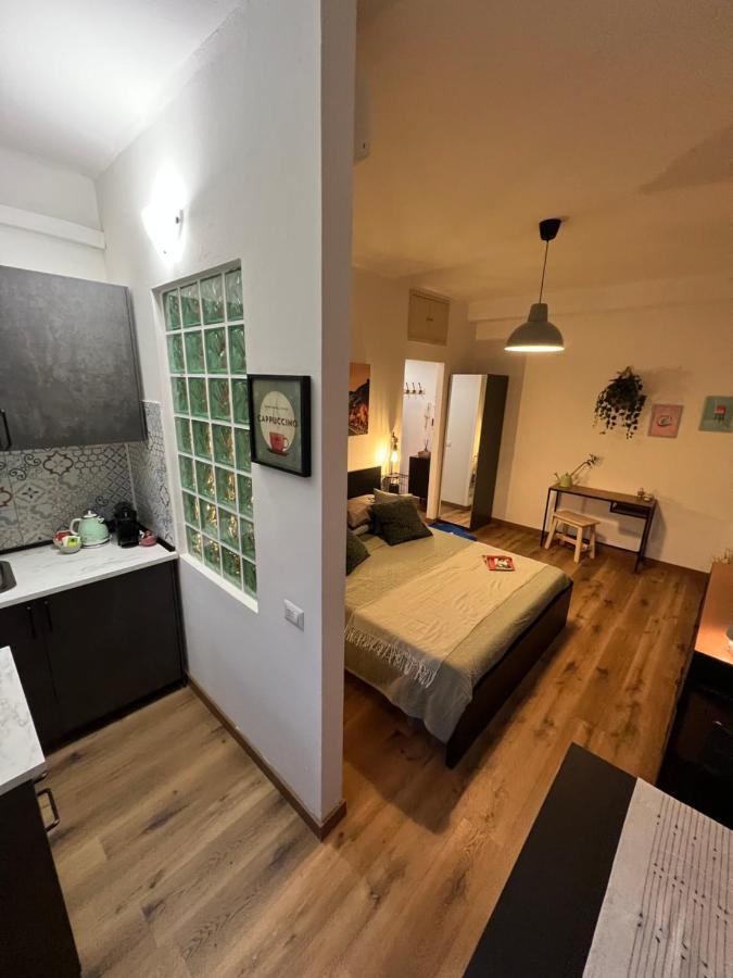 Stylish Apartment 3 Km Away From Duomo - Netflix, Wi-Fi, All Comforts Included Milano Dış mekan fotoğraf